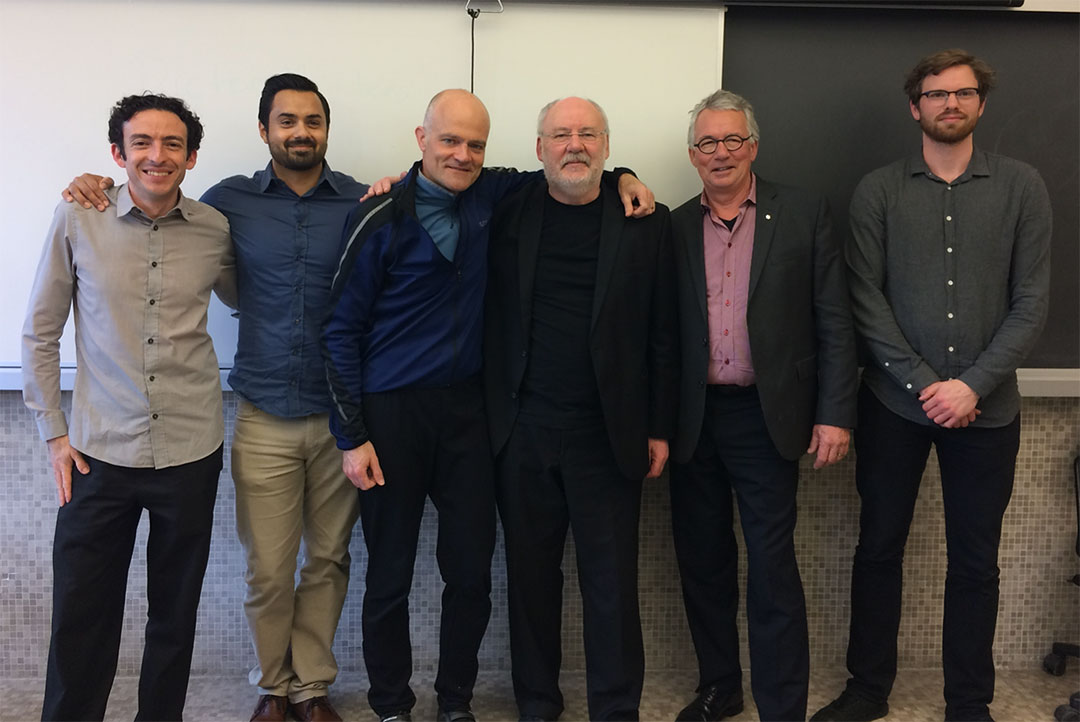 Professor Ray Cole at the end of his last class before he retired. A number of appreciative alumni surprised him at the end of the class – Peter Busby was invited to speak to the students (as he had been in the first class Ray taught at the School of Architecture). In the shot from left to right are Esteban Matheus, Geoff Cox, Martin Nielsen, Ray Cole, Peter Busby, and Jason Heinrich.